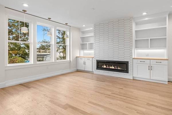 116 East Main #8, Gloucester, MA 01930