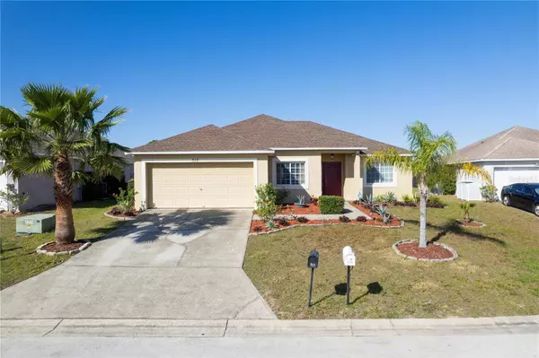 712 HILLCREST DR, Davenport, FL 33897