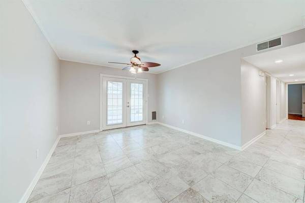 5347 Pinewilde DR #A, Houston, TX 77066