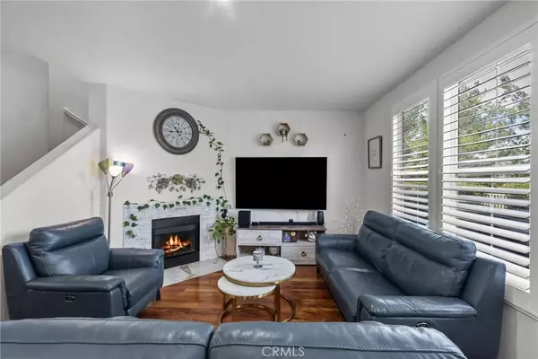 18012 Flynn DR #6804, Canyon Country, CA 91387