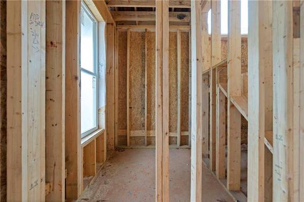 100 Lakeside DR, Forsyth, GA 31029