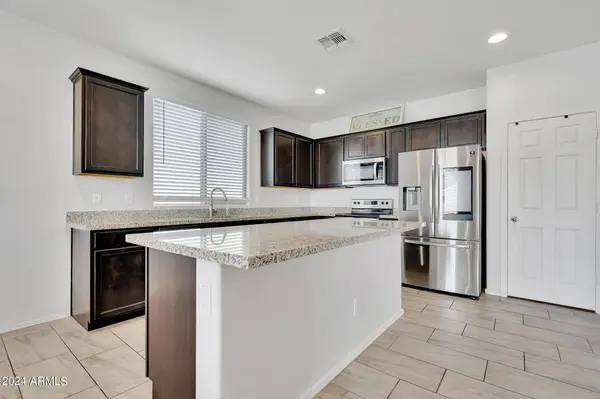 7230 W TOWNLEY Avenue, Peoria, AZ 85345