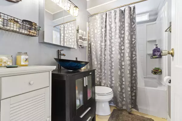 1211 N 15th ST, Noblesville, IN 46060