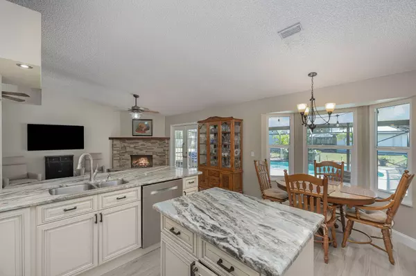 1199 Hammacher AVE SW, Palm Bay, FL 32908