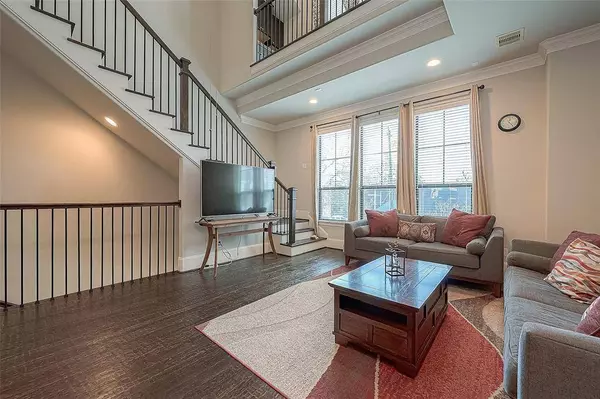 1046 W 23rd ST #I, Houston, TX 77008