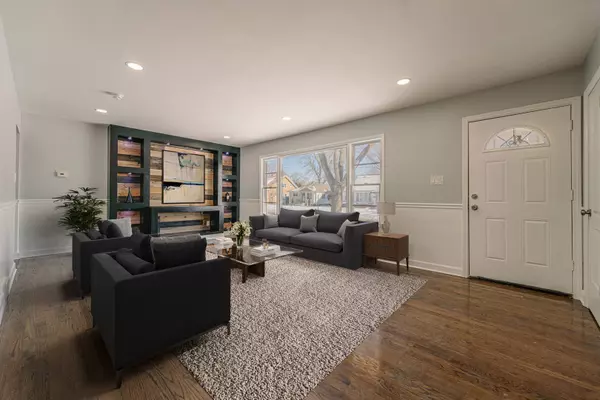 14620 Des Plaines ST, Harvey, IL 60426