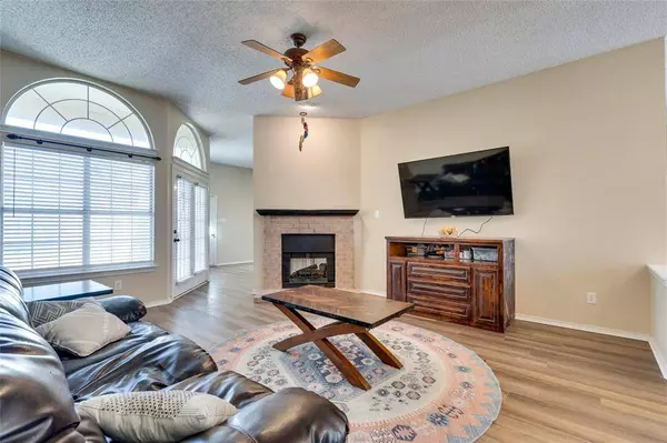 7509 Arborside Drive, Rowlett, TX 75089