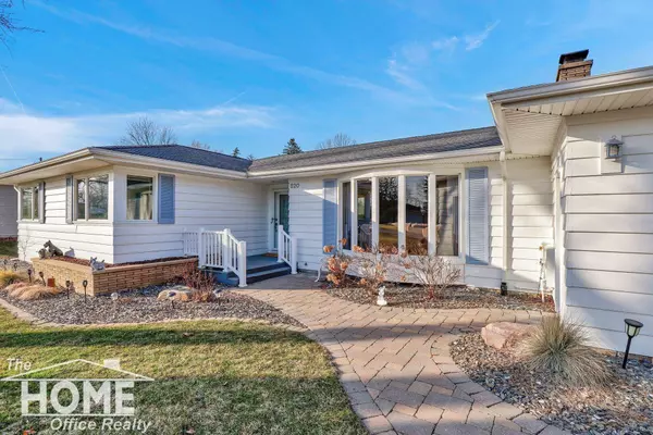 820 Riverlane Drive, Owosso, MI 48867