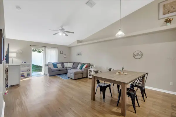 8950 COURTYARD LN, Groveland, FL 34736