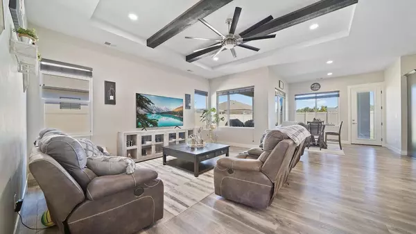 922 Red Globe Drive, Fruita, CO 81521