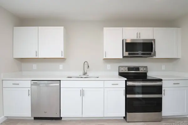 6847 MISTY FIELD DR, Converse, TX 78109-3413