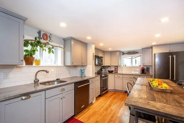 101 Booth Hill Road, Scituate, MA 02066