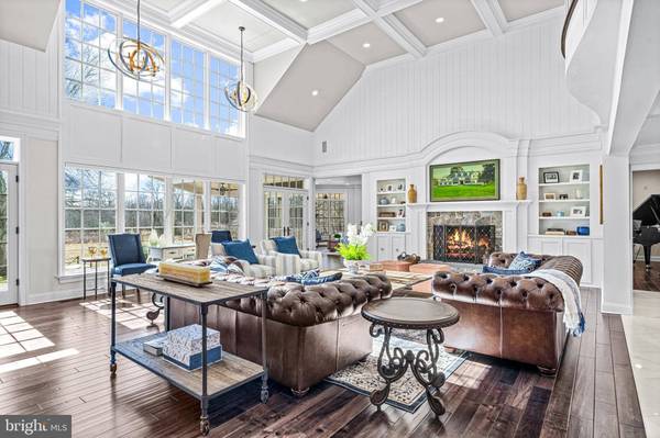 630 S SARATOGA DR, Moorestown, NJ 08057