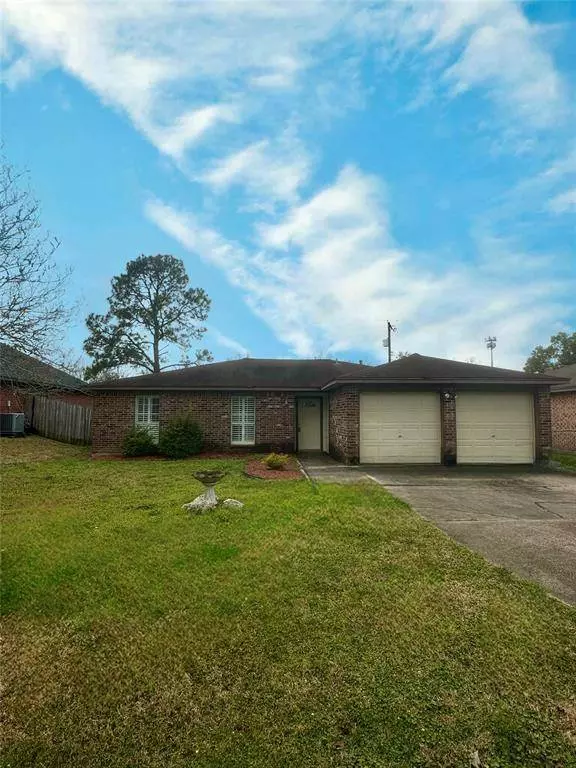 3124 Richards DR, Dickinson, TX 77539