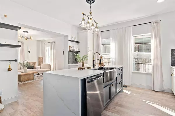 708 Essex Street, Fort Worth, TX 76105