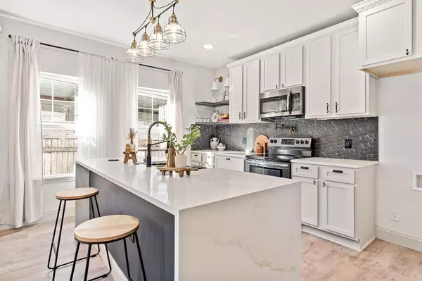 708 Essex Street, Fort Worth, TX 76105