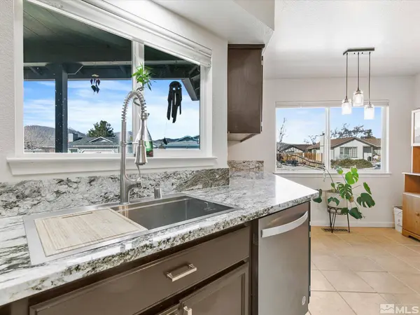 115 River Village Cir, Dayton, NV 89403