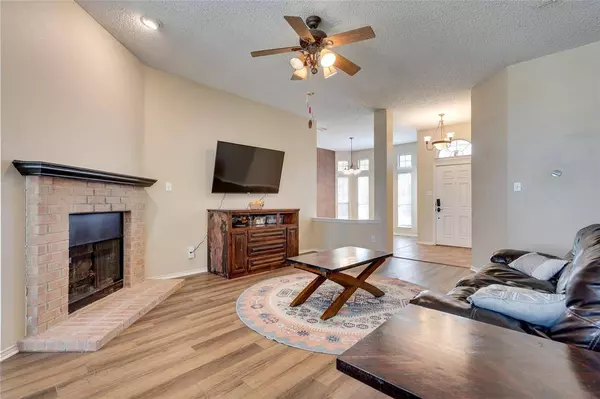 7509 Arborside Drive, Rowlett, TX 75089