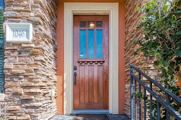 1046 W 23rd ST #I, Houston, TX 77008