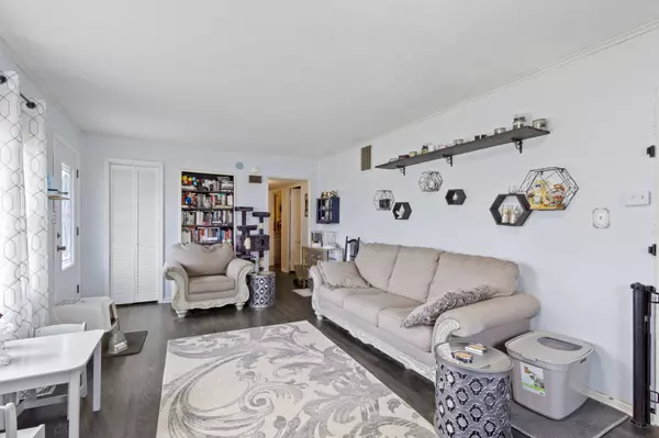 1211 N 15th ST, Noblesville, IN 46060