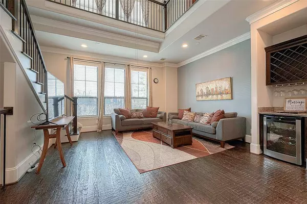 1046 W 23rd ST #I, Houston, TX 77008