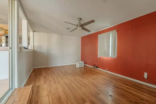 2426 Apache AVE, Sauk Village, IL 60411