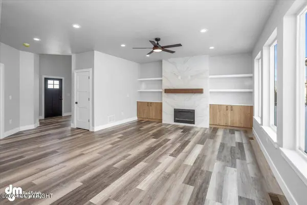 18161 Norway DR, Anchorage, AK 99516