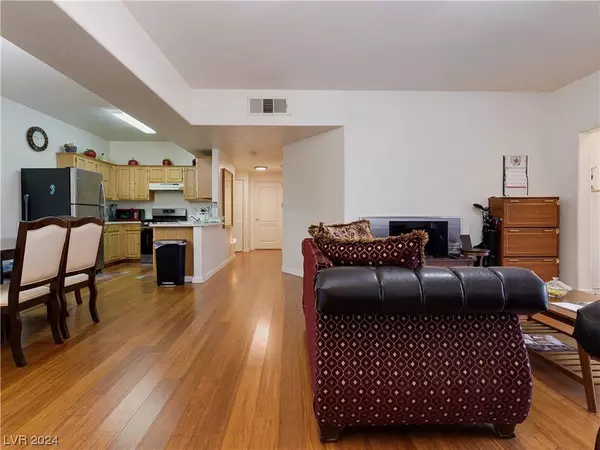 5650 E Sahara Avenue #1043, Las Vegas, NV 89142