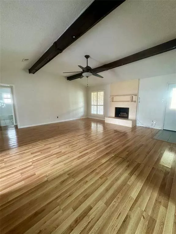 3124 Richards DR, Dickinson, TX 77539