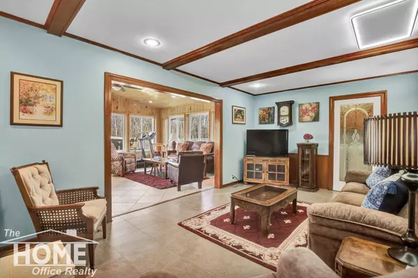 820 Riverlane Drive, Owosso, MI 48867