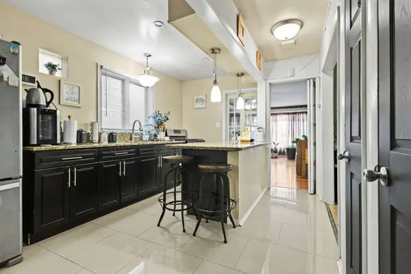 9431 S Indiana AVE, Chicago, IL 60619