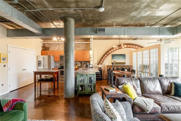 10 N SUMMERLIN AVE #13, Orlando, FL 32801