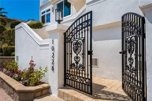 10228 Overhill DR, North Tustin, CA 92705