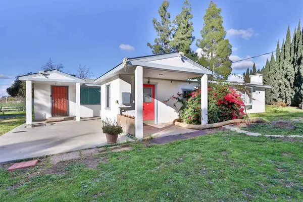 1731 Heartland LN, El Cajon, CA 92019