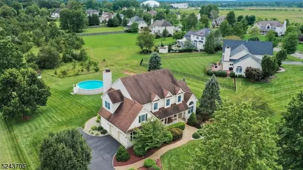 88 Oxford Pl, Hillsborough Twp., NJ 08844