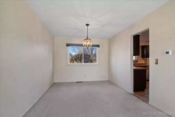 4559 Normandy Drive, Lisle, IL 60532