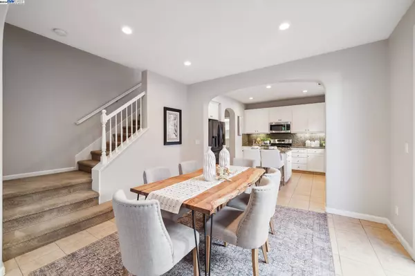 3210 Browntail Way, San Ramon, CA 94582