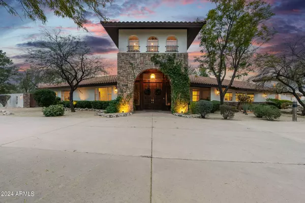 6811 E MONTGOMERY Road, Scottsdale, AZ 85266