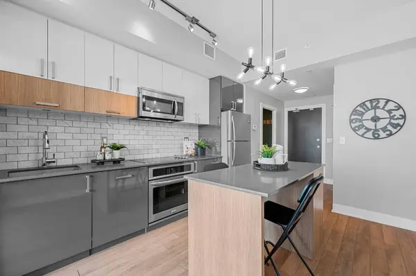 550 Riverfront AVE SE #1606, Calgary, AB T2G 1E5