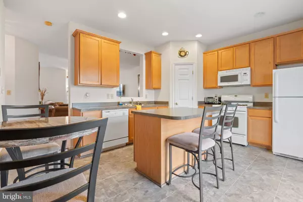 1177 LEDGE DR, York, PA 17408