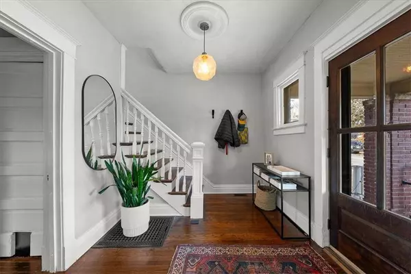 4326 CHARLOTTE ST, Kansas City, MO 64110