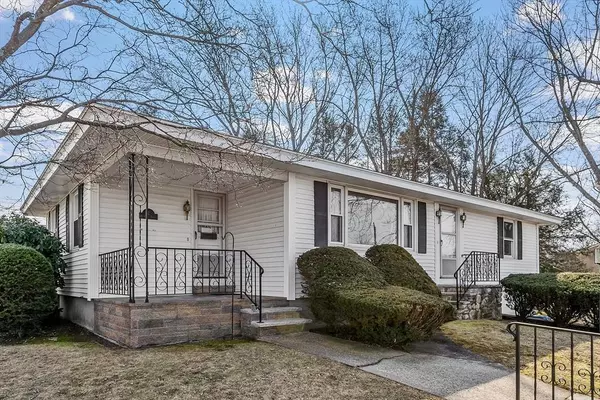 2 Mount Vernon Ter, Lawrence, MA 01843