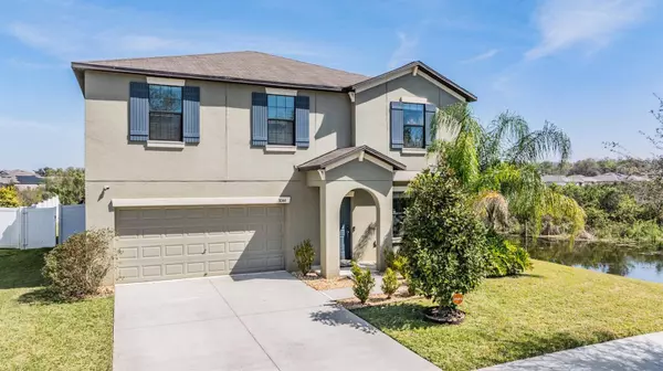 3044 MOULDEN HOLLOW DR, Zephyrhills, FL 33540