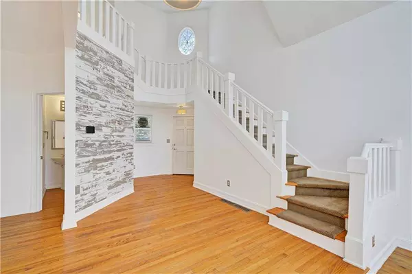 454 Hillcrest AVE NE, Atlanta, GA 30307