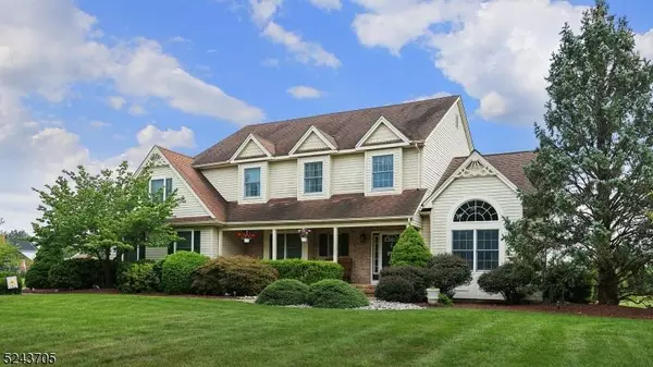 88 Oxford Pl, Hillsborough Twp., NJ 08844