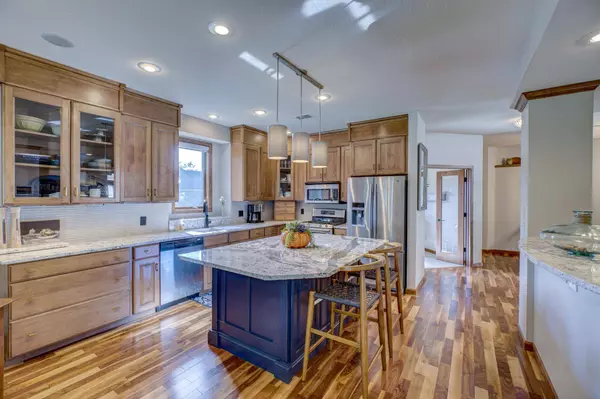 1769 George Norman DR, New Richmond, WI 54017