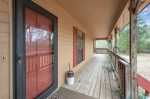 1070 HILLCREST DRIVE, Bessemer, AL 35022