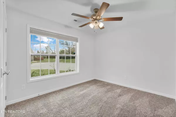 3728 Tulip Row WAY, Knoxville, TN 37917