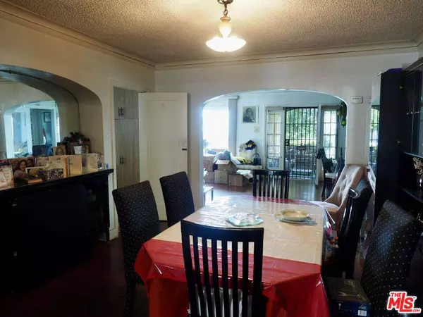 2920 12th Ave, Los Angeles, CA 90018