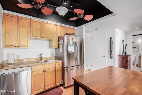 4750 N Central Avenue #N16, Phoenix, AZ 85012